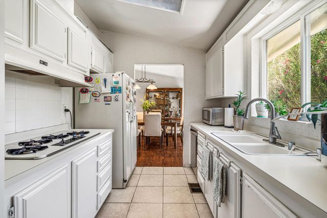 74495 Gary Avenue, Palm Desert, CA 92260
