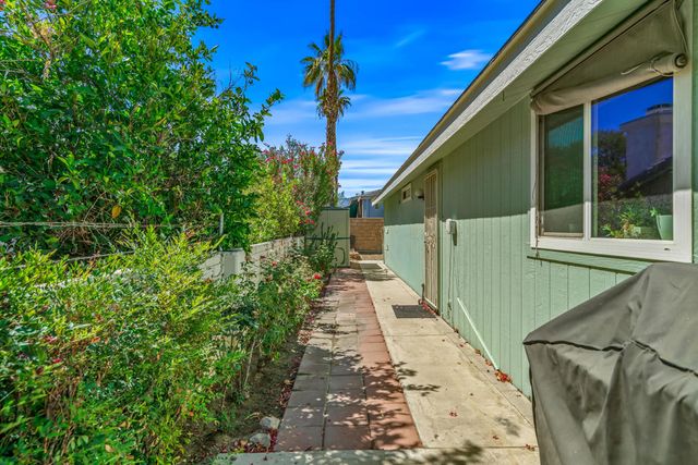 74495 Gary Avenue, Palm Desert, CA 92260