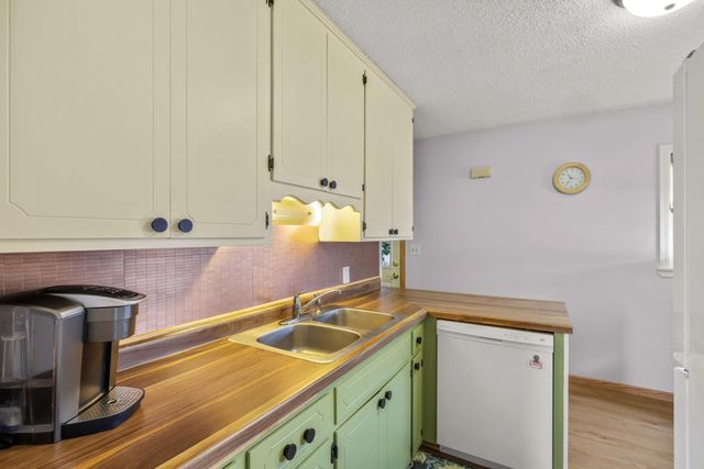 8206 Aldrich Avenue S, Bloomington, MN 55420