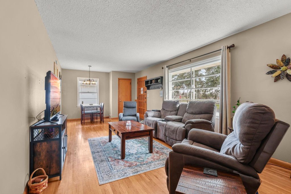 8206 Aldrich Avenue S, Bloomington, MN 55420