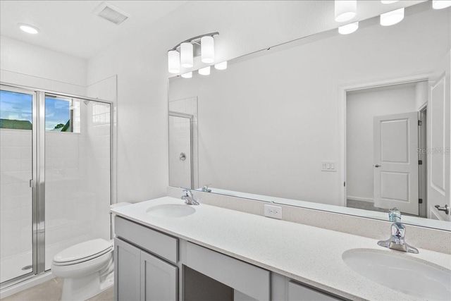 10525 EBB TIDE LANE, Orlando, FL 32821