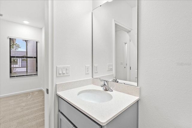 10525 EBB TIDE LANE, Orlando, FL 32821