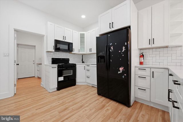 2512 W SERGEANT ST, Philadelphia, PA 19132