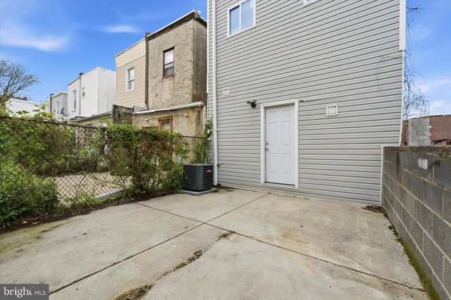 2512 W SERGEANT ST, Philadelphia, PA 19132