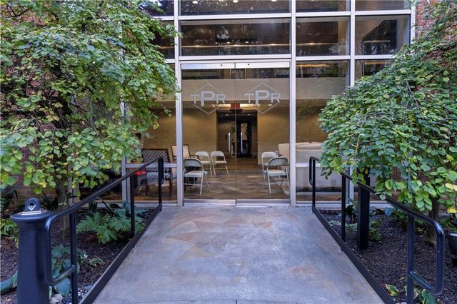 2626 Peachtree NW Road 704, Atlanta, GA 30305