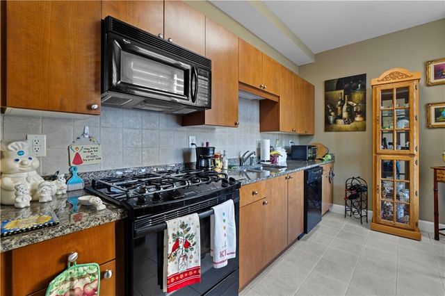 2626 Peachtree NW Road 704, Atlanta, GA 30305