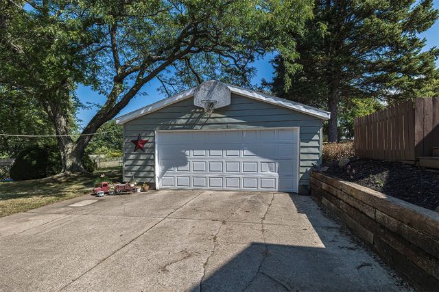 4113 ESSEX Avenue, Erie, PA 16504