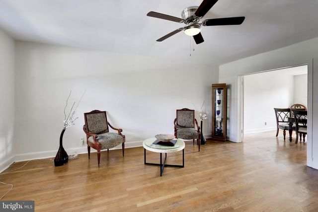605 21ST ST NE, Washington, DC 20002