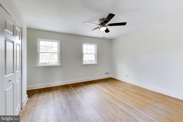 605 21ST ST NE, Washington, DC 20002
