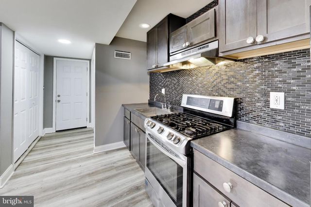 605 21ST ST NE, Washington, DC 20002
