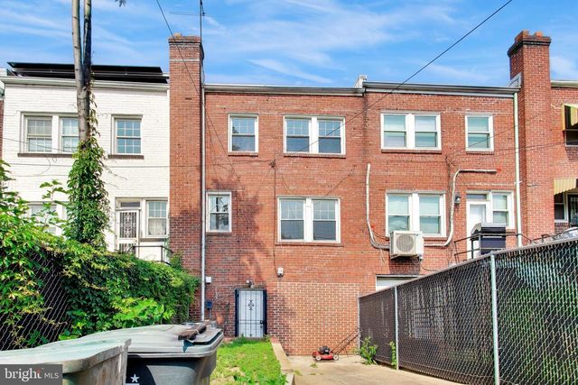 605 21ST ST NE, Washington, DC 20002