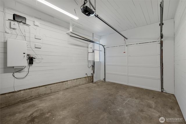 2415 W McGraw Street, Seattle, WA 98199