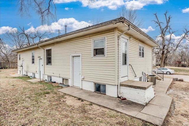 2801-2803 W Elm St, Wichita, KS 67203