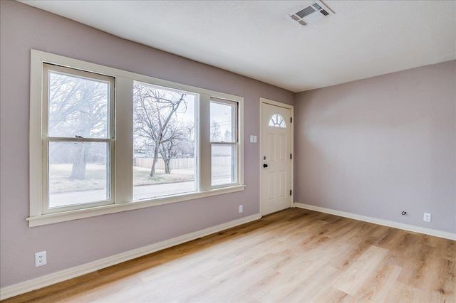 2801-2803 W Elm St, Wichita, KS 67203