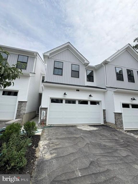 112 CAMRYN CT, Downingtown, PA 19335