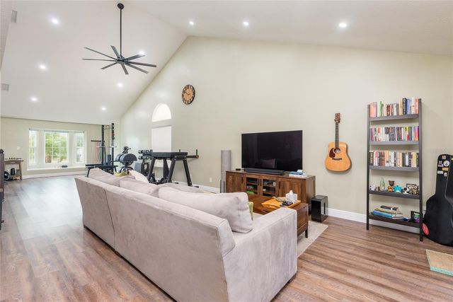 14503 THORNFIELD COURT, Tampa, FL 33624