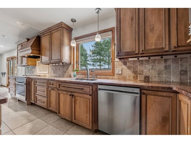 5 Cambridge Ct, Brush, CO 80723