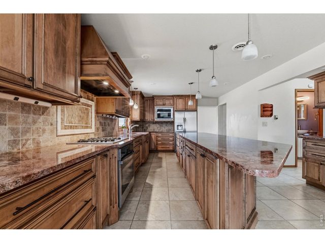 5 Cambridge Ct, Brush, CO 80723