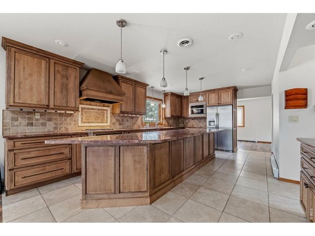 5 Cambridge Ct, Brush, CO 80723