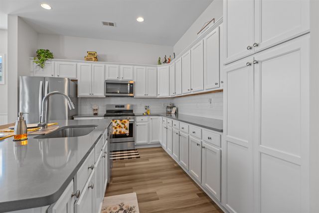 8088 Brogdon Dr, Myrtle Beach, SC 29579