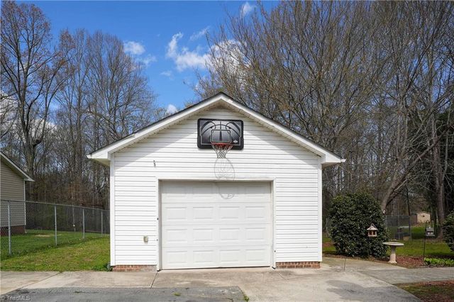 6457 Reidsville Road, Belews Creek, NC 27009