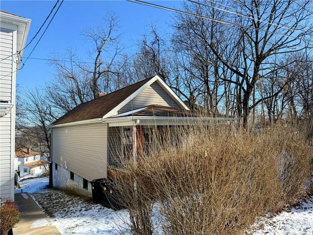 3419 Hill St, Munhall, PA 15120