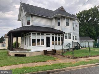 352 DEROUSSE AVE, Pennsauken, NJ 08110