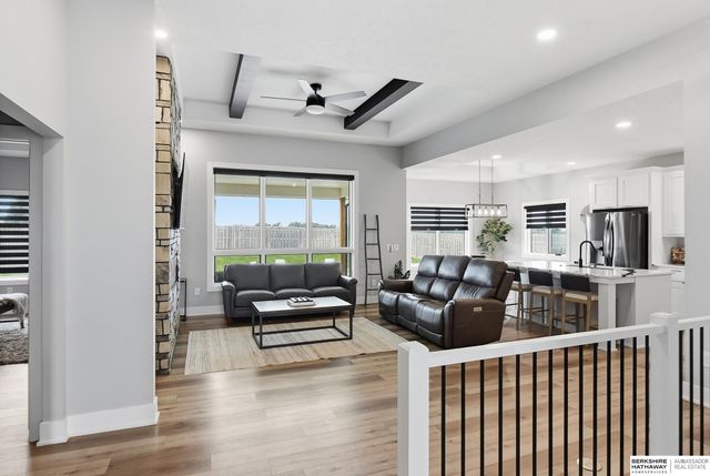 8210 N 167th Avenue, Bennington, NE 68007