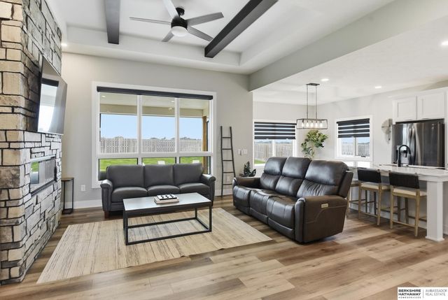 8210 N 167th Avenue, Bennington, NE 68007