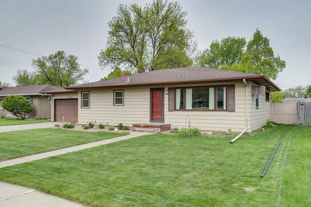 1821 16th Street S, Moorhead, MN 56560