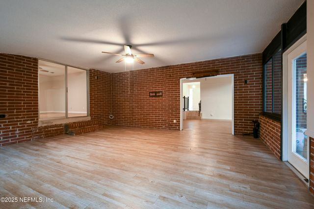 2807 PACES FERRY Road S, Orange Park, FL 32073