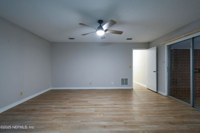 2807 PACES FERRY Road S, Orange Park, FL 32073