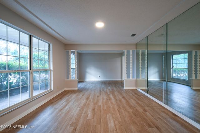 2807 PACES FERRY Road S, Orange Park, FL 32073