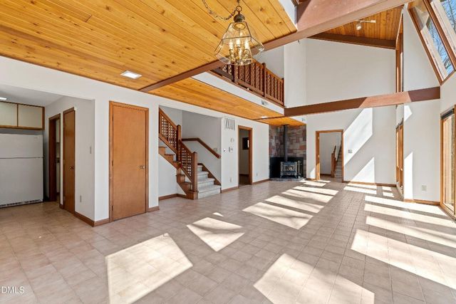 2012 Raccoon Run, Clayton, NC 27527