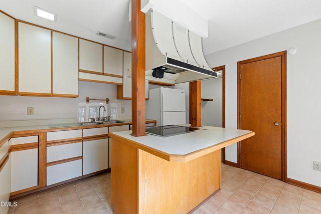 2012 Raccoon Run, Clayton, NC 27527