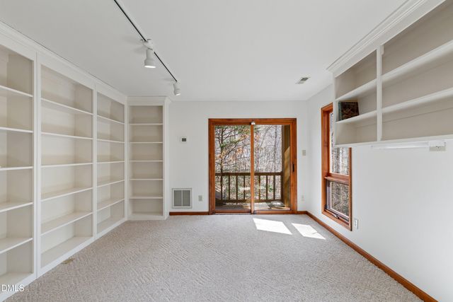 2012 Raccoon Run, Clayton, NC 27527