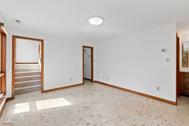 2012 Raccoon Run, Clayton, NC 27527