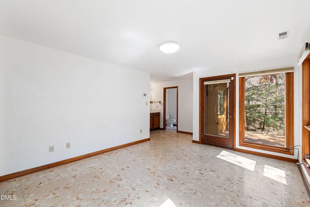 2012 Raccoon Run, Clayton, NC 27527