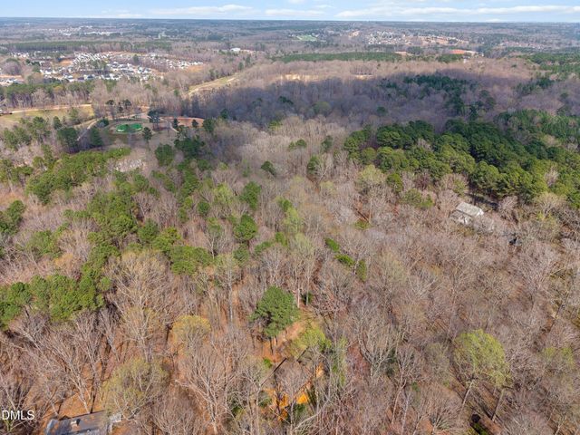 2012 Raccoon Run, Clayton, NC 27527