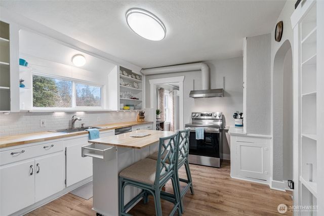 862 King Road, Winlock, WA 98596