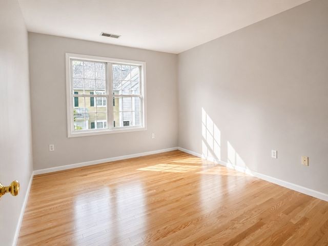 37 Village 37, Quincy, MA 02169