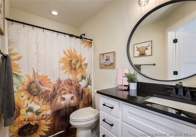 7704 Linwood Circle, Charlestown, IN 47111