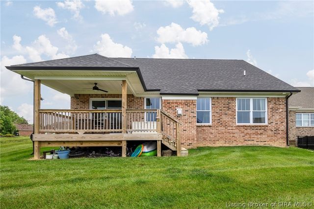7704 Linwood Circle, Charlestown, IN 47111