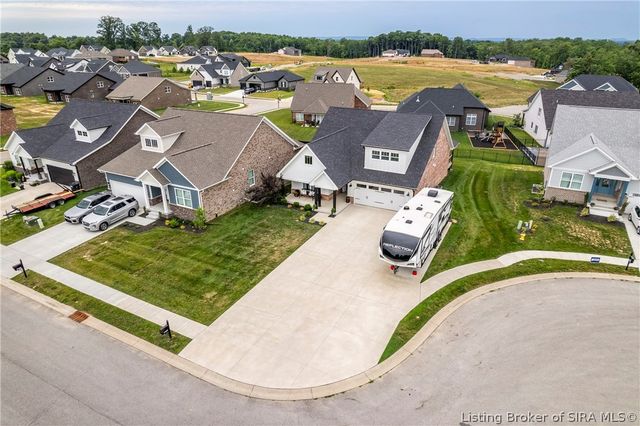 7704 Linwood Circle, Charlestown, IN 47111