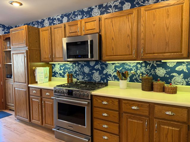 893 Lily Creek Lane, Jamestown, KY 42629