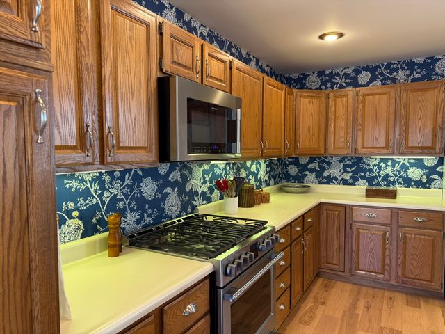 893 Lily Creek Lane, Jamestown, KY 42629