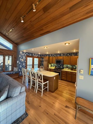 893 Lily Creek Lane, Jamestown, KY 42629