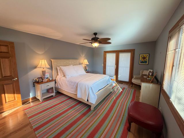 893 Lily Creek Lane, Jamestown, KY 42629