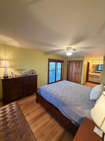 893 Lily Creek Lane, Jamestown, KY 42629