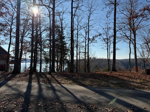 893 Lily Creek Lane, Jamestown, KY 42629